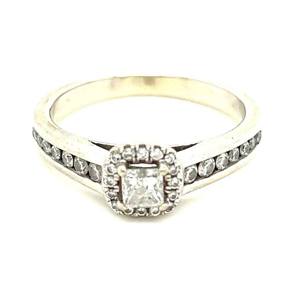 Stunning 14k WG Diamond Engagement Ring